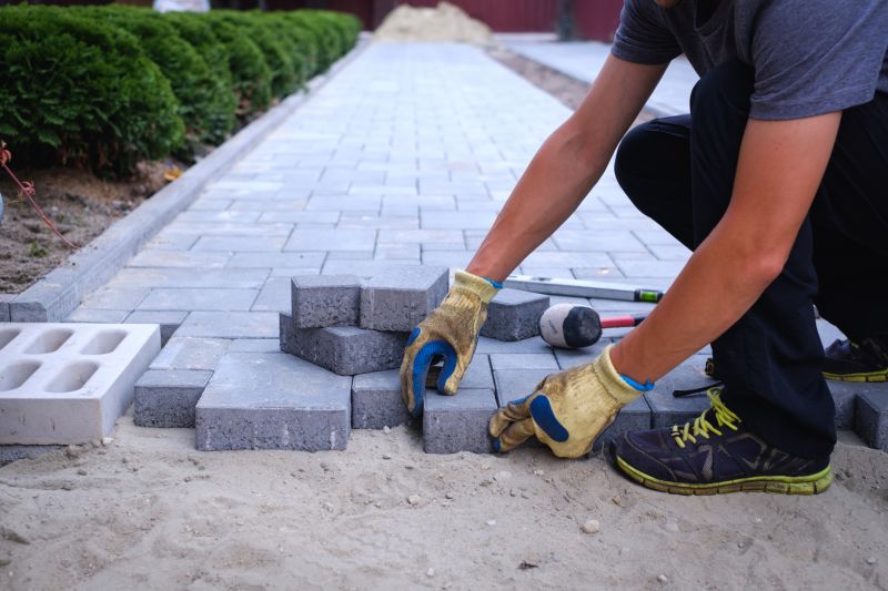 Paver border accents